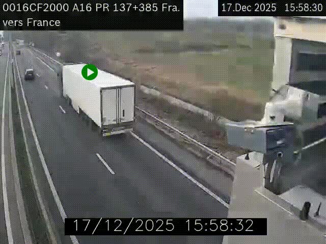 Webcam à la frontière franco-belge au niveau de Bray-Dunes/De-Panne sur l'autoroute A16. Vue orientée vers Calais