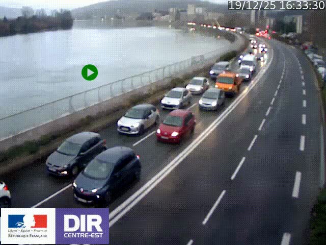 Webcam sur le quai Parjot à Vienne, aux Portes de Lyon, sur la Nationale 7, à la jonction avec le boulevard du Rhône-nord (D1407), caméra orientée vers Lyon