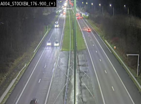 Webcam au-dessus de l'E411 sur la N83 à hauteur de la sortie Stockem. Vue orientée vers Arlon