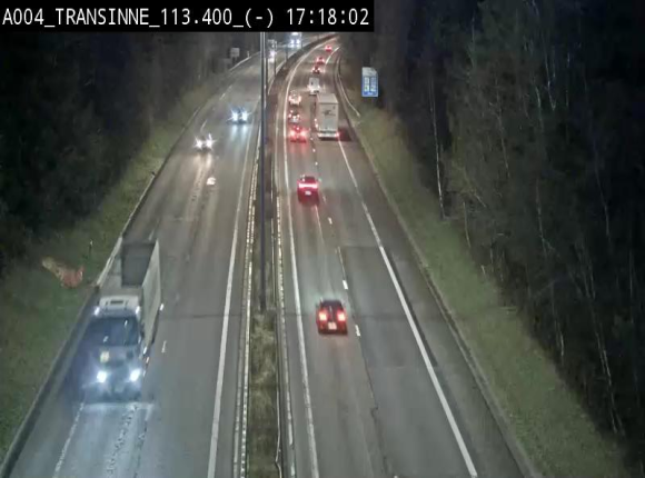 Caméra trafic E411 (A4) - Transinne direction Namur - BK 113.425