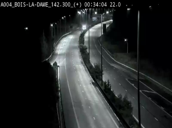 Webcam située entre la sortie 29 Neufchâteau et la jonction avec l'E25 en direction de Liège et Luxembourg