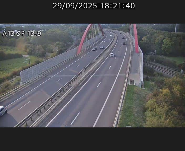 Traffic live webcam Luxembourg Kayl - A13 direction Esch-sur-Alzette/Luxembourg-ville - BK 13.9