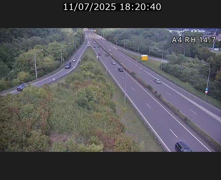 Traffic live webcam Luxembourg Jonction Lankelz - A4 - BK 14.7 - direction Luxembourg