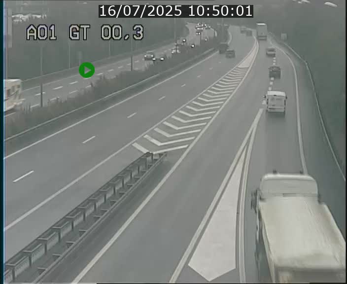 Traffic live webcam Luxembourg Croix de Gasperich - A1 direction Kirchberg - BK 0.3