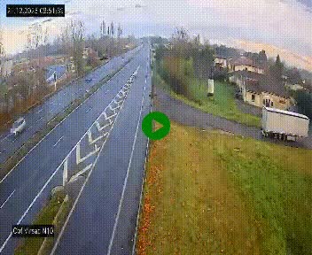 Vue en direct de l'autoroute A10 grâce à un drône situé au-dessus du péage de Virsac