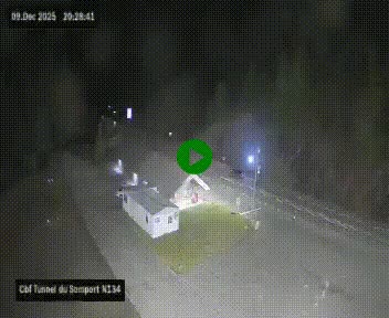 Webcam à l'entrée du tunnel du Somport, côté français, sur la N134, dans les Pyrénées, en direction de l'Espagne, à 1116 mètres d'altitude