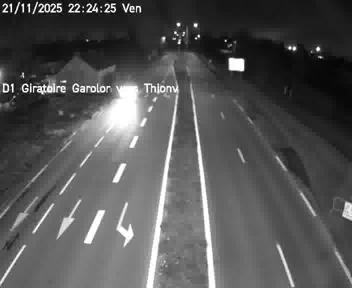 Webcam de surveillance sur D1 (France) à Ennery, cadrée vers Thionville, proposant une information routière utile aux déplacements quotidiens.