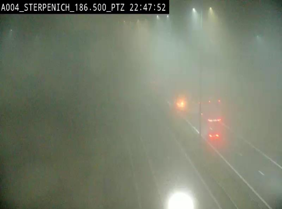 Webcam E411 à Sterpenich en Belgique près de la frontière du Luxembourg. Vue orientée vers Bruxelles