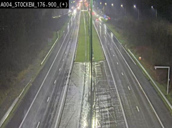 Webcam au-dessus de l'E411 sur la N83 à hauteur de la sortie Stockem. Vue orientée vers Arlon