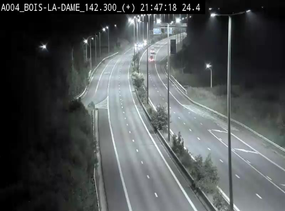 Webcam située entre la sortie 29 Neufchâteau et la jonction avec l'E25 en direction de Liège et Luxembourg
