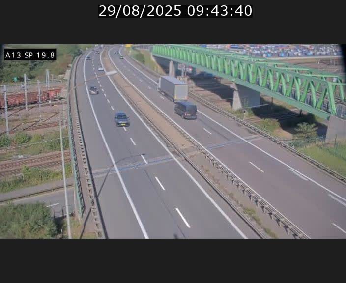 Traffic live webcam Luxembourg Croix de Bettembourg - A13 direction Esch-sur-Alzette - BK 19.8