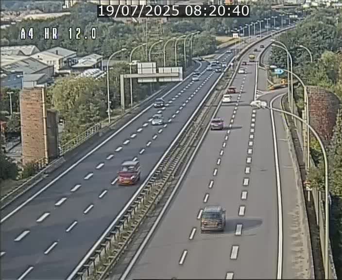 Traffic live webcam Luxembourg Jonction Foetz - A4 - BK 12.0 - direction Esch sur Alzette