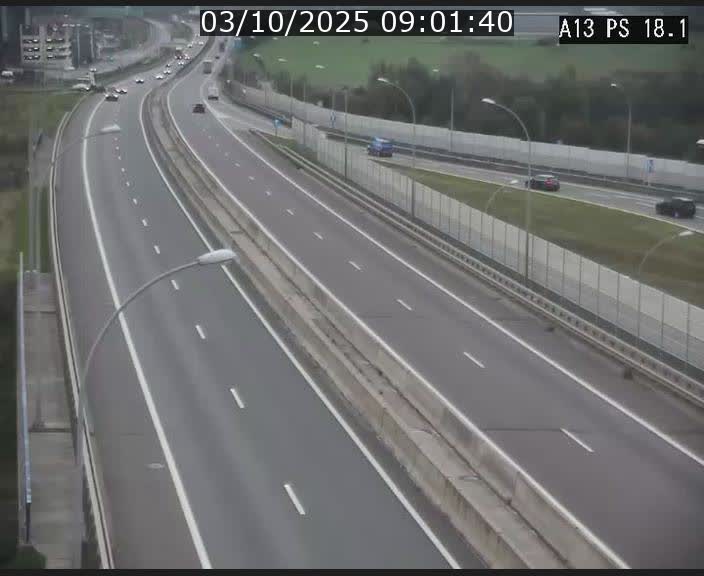 Traffic live webcam Luxembourg Dudelange - A13 direction Croix de Bettembourg - BK 18.1