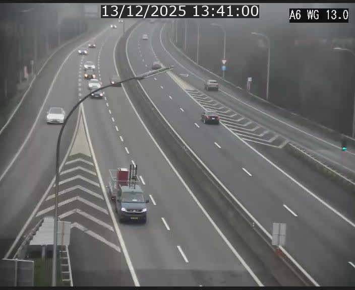 Traffic live webcam Luxembourg Mamer - A6 - BK 13 - direction Luxembourg/France/Allemagne