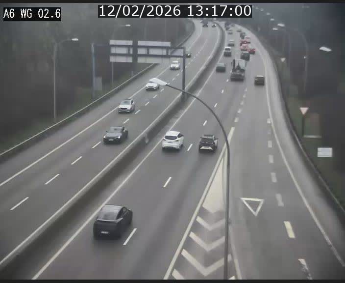 Traffic live webcam Luxembourg Croix de Cessange - A6 - BK 2.6 - direction France/Allemagne