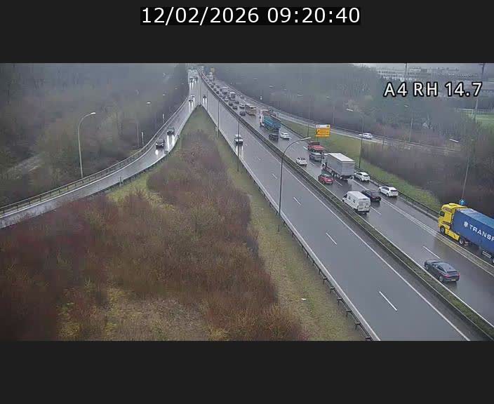 Traffic live webcam Luxembourg Jonction Lankelz - A4 - BK 14.7 - direction Luxembourg