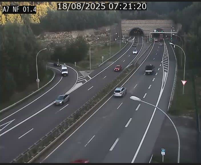 Caméra autoroute Luxembourg A7 - Echangeur Waldhaff - direction Tunnel Stafelter