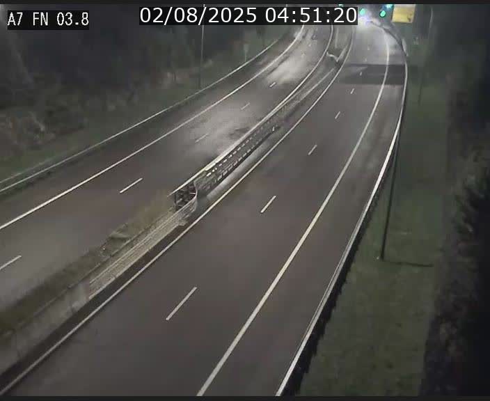Caméra autoroute Luxembourg A7 - Passage à gibier Rëngelbour - direction Tunnel Stafelter