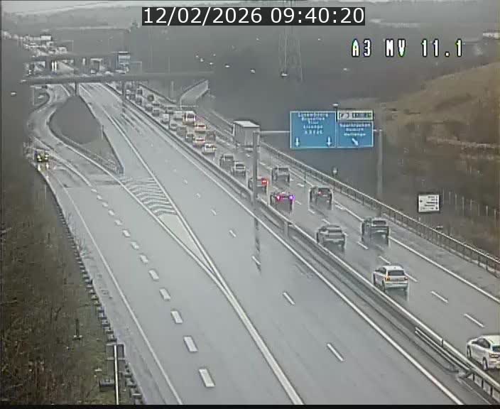 Traffic live webcam Luxembourg Croix de Bettembourg A3 - BK 11.1 - direction Luxembourg-ville