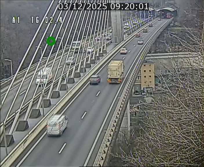 Traffic live webcam Luxembourg Sandweiler - A1 direction Luxembourg-ville - BK 2.4
