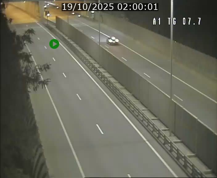 Traffic live webcam Luxembourg Kirchberg - A1 direction Luxembourg-ville - BK 7.7