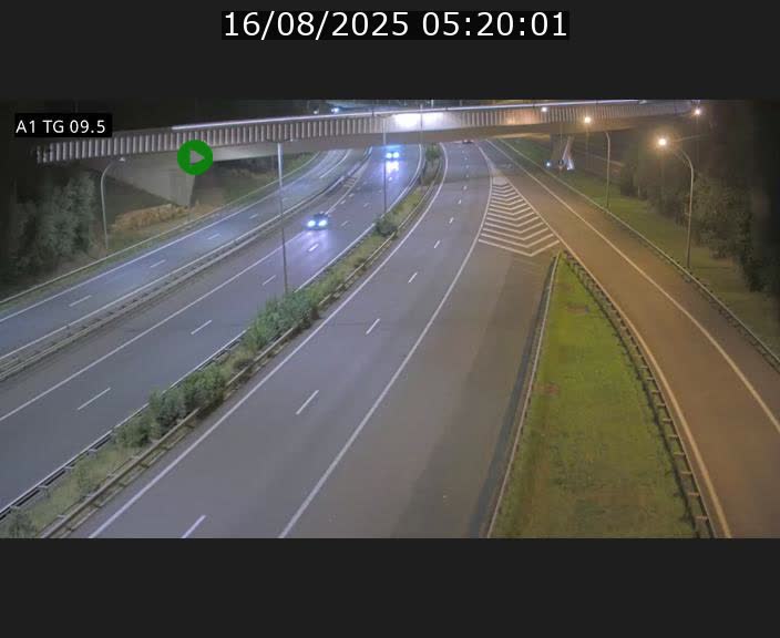 Traffic live webcam Luxembourg Jonction Grünewald - A1 direction Luxembourg-ville - BK 9.5