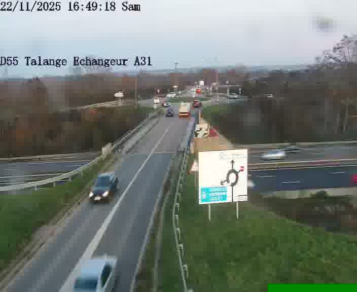 Webcam sur la D55 à Talange au niveau du pont surplombant l'A31 (sens droite-gauche vers Luxembourg). Vue orientée vers Ay-sur-Moselle.