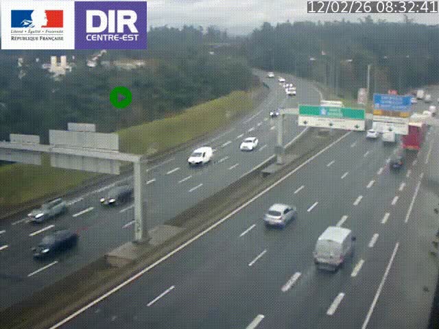 Caméra de circulation routière sur le boulevard périphérique Laurent Bonnevay de Lyon (D383) à hauteur de Bron, avant la jonction avec l'A43. Vue orientée vers l'échangeur