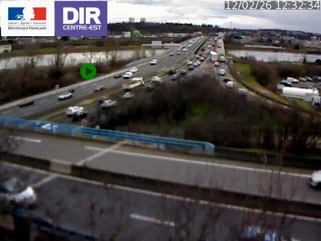 Clone of Caméra de circulation sur A7 à Lyon Perrache vers Marseille, le long du Rhône