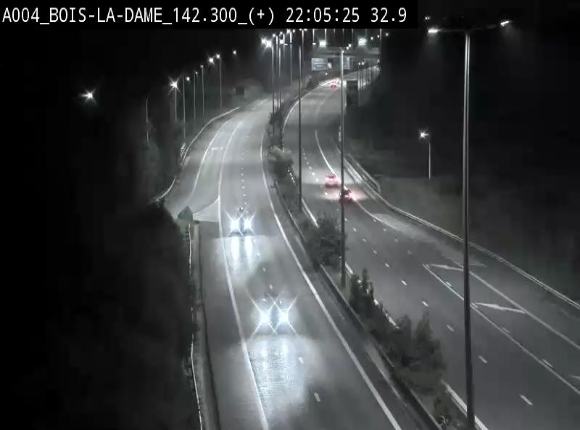 Webcam située entre la sortie 29 Neufchâteau et la jonction avec l'E25 en direction de Liège et Luxembourg