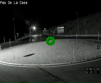 Webcam sur la N22 au niveau du poste frontière entre la France et Andorre à proximité de Pas de la Case à plus de 2000 mètres d'altitude