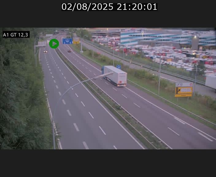 Traffic live webcam Luxembourg Senningerberg - A1 direction Allemagne - BK 12.3