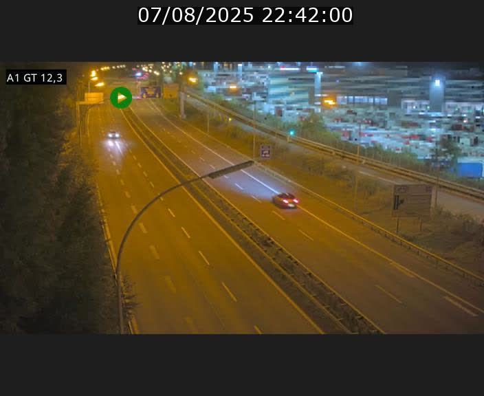 Traffic live webcam Luxembourg Senningerberg - A1 direction Allemagne - BK 12.3