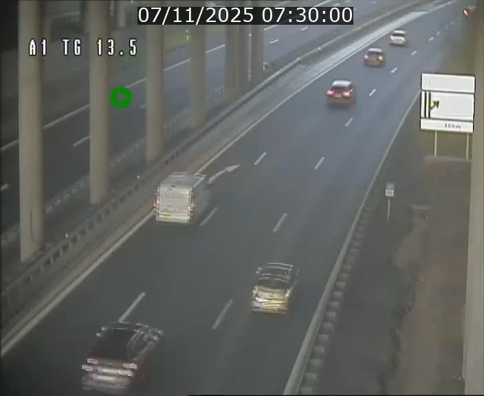 Traffic live webcam Luxembourg Senningen - A1 direction Luxembourg - BK 13.5