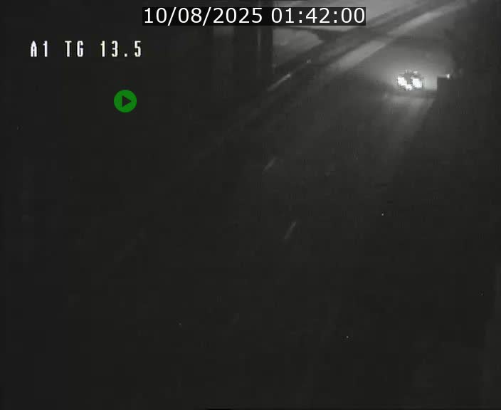 Traffic live webcam Luxembourg Senningen - A1 direction Luxembourg - BK 13.5