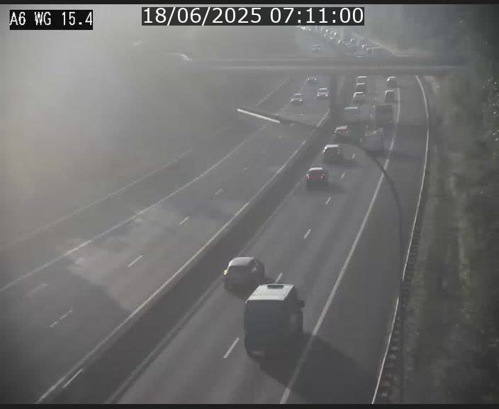 Traffic live webcam Luxembourg Capellen - A6 - BK 15.4 - direction Luxembourg/France/Allemagne