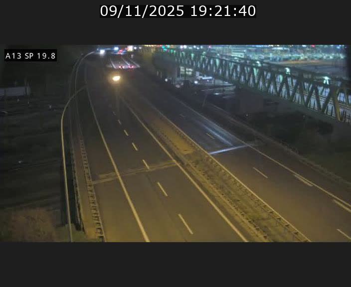 Traffic live webcam Luxembourg Croix de Bettembourg - A13 direction Esch-sur-Alzette - BK 19.8