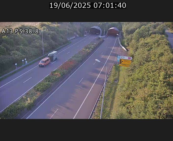 Webcam autoroute A13 à l'entrée ouest du tunnel Markusbierg à Schengen. Vue orientée vers Mondorf-les-Bains