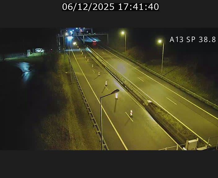 Webcam autoroute A13 à l'entrée ouest du tunnel Markusbierg à Schengen. Vue orientée vers le tunnel et l'Allemagne