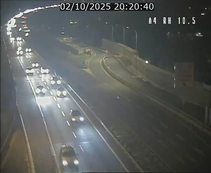 Traffic live webcam Luxembourg Pontpierre - A4 - BK 10.5 - direction Luxembourg