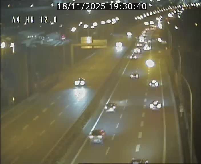 Traffic live webcam Luxembourg Jonction Foetz - A4 - BK 12.0 - direction Esch sur Alzette