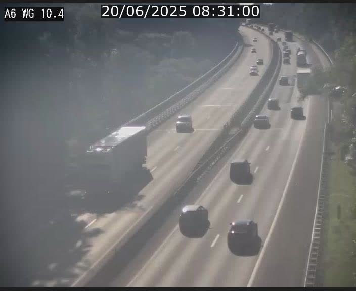 Traffic live webcam Luxembourg Mamer - A6 - BK 10.4 - direction Luxembourg/France/Allemagne