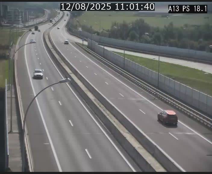 Traffic live webcam Luxembourg Dudelange - A13 direction Croix de Bettembourg - BK 18.1