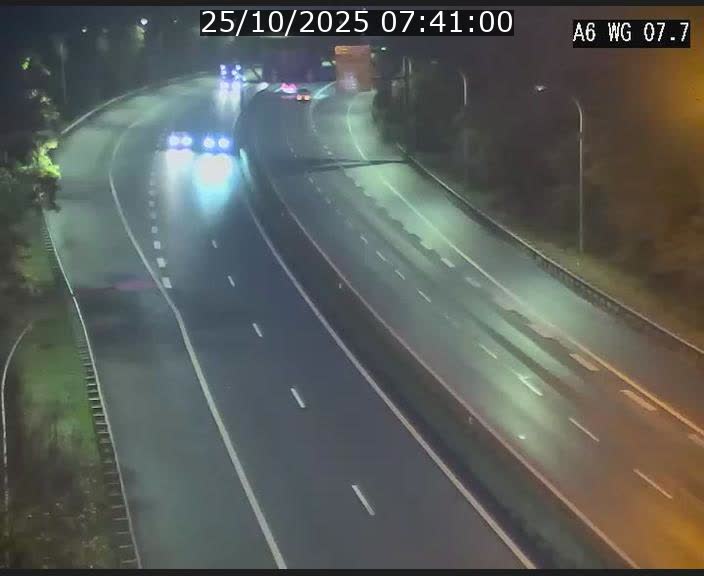 Traffic live webcam Luxembourg - Bridel - A6 - BK 7.7 - direction Belgique