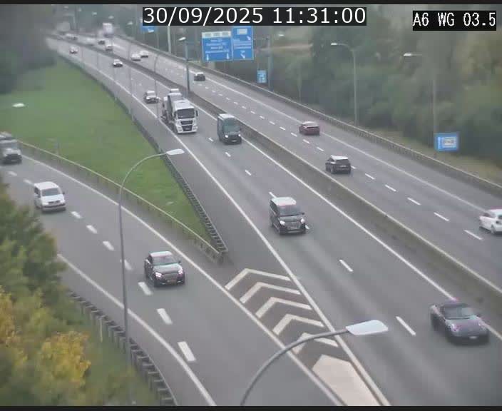Traffic live webcam Luxembourg - Croix de Cessange - A6 - BK 3.5 - direction France/Allemagne