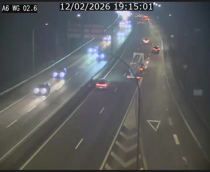 Traffic live webcam Luxembourg Croix de Cessange - A6 - BK 2.6 - direction France/Allemagne