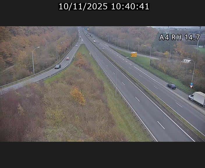 Traffic live webcam Luxembourg Jonction Lankelz - A4 - BK 14.7 - direction Luxembourg