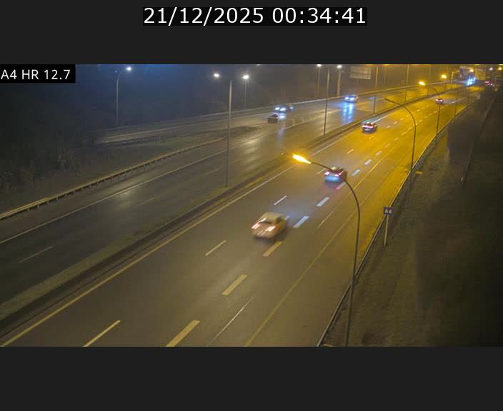 Traffic live webcam Luxembourg Esch sur Alzette - A4 - BK 12.7 - direction Esch-Belval