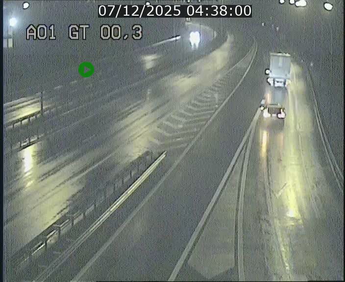 Traffic live webcam Luxembourg Croix de Gasperich - A1 direction Kirchberg - BK 0.3