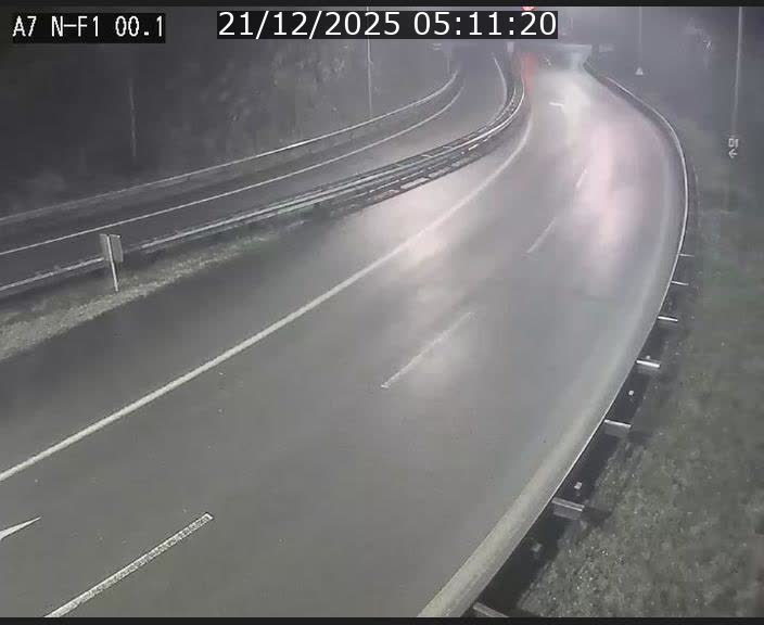 Webcam autoroute Luxembourg A7 située dans la sortie 1 Waldhof, vers la N11, avant le Tunnel Stafelter
